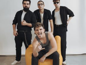 CONTRACTAR GRUP TRIBUT LA OREJA DE TIK TOK