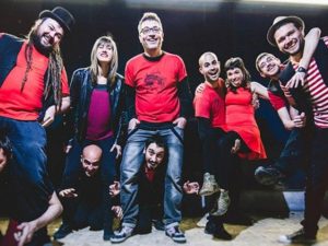 CONTRACTAR GRUP DE VERSIONS LA KINKY BAND